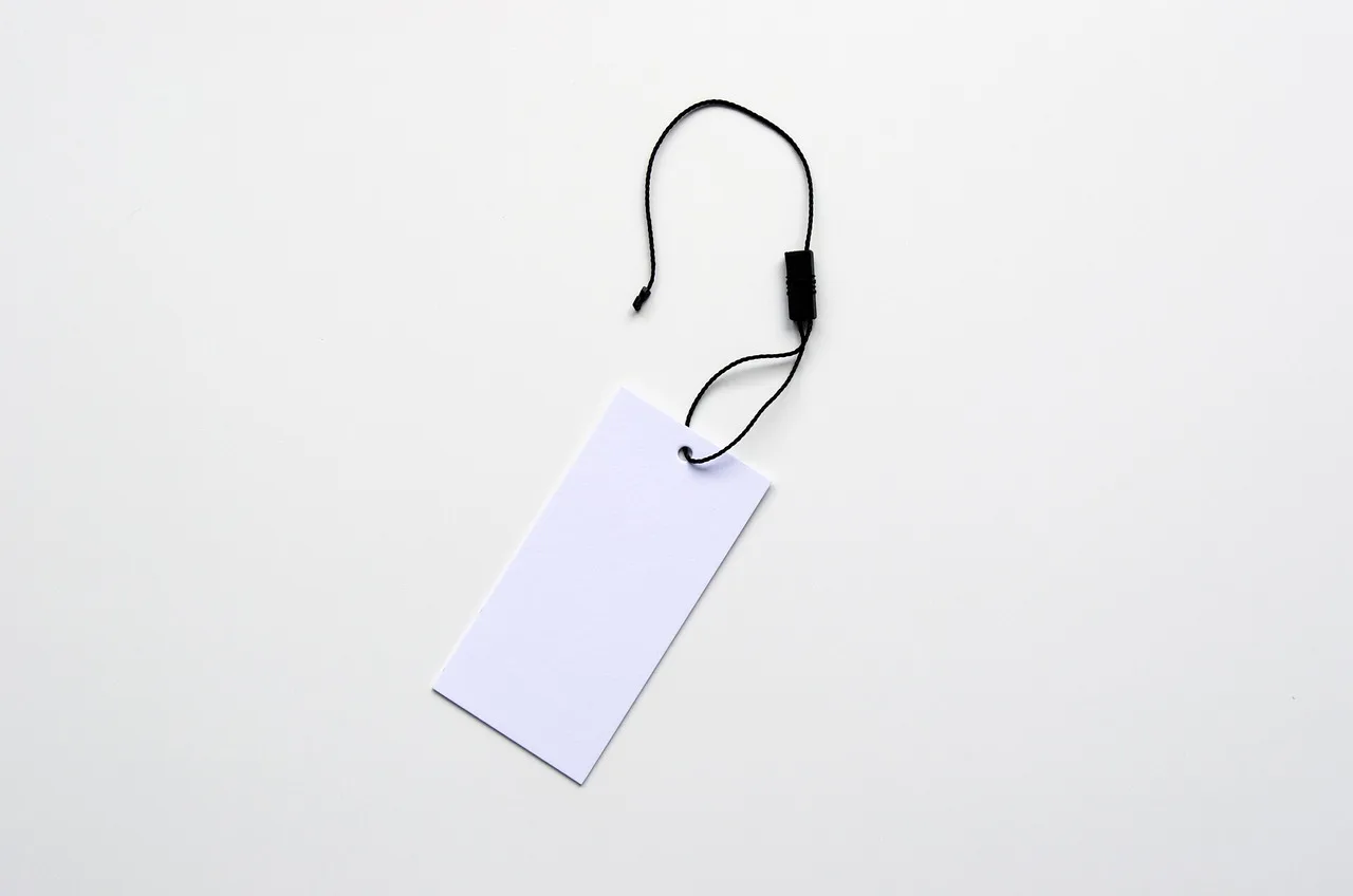 label, tag, sale, labels, badge, design, shield, template, paper, clothes, blank, design resource. How to diagnose weak sustainable fashion claims: scope, evidence, and certifications